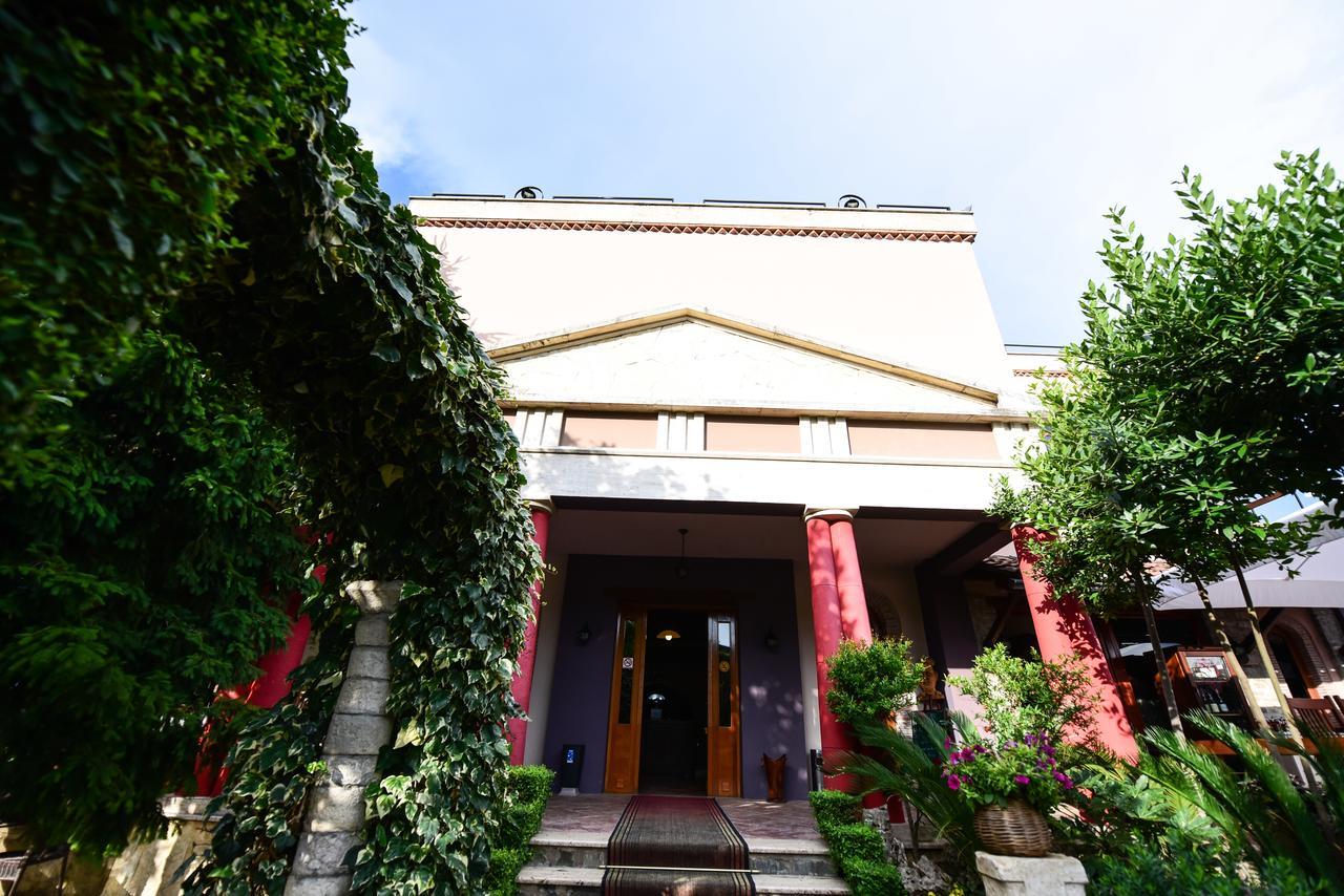 Real Scampis Hotel 3*